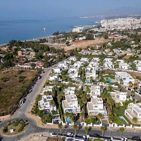 Moderna De Lujo En Alquiler Vacacional En Villa Marbella